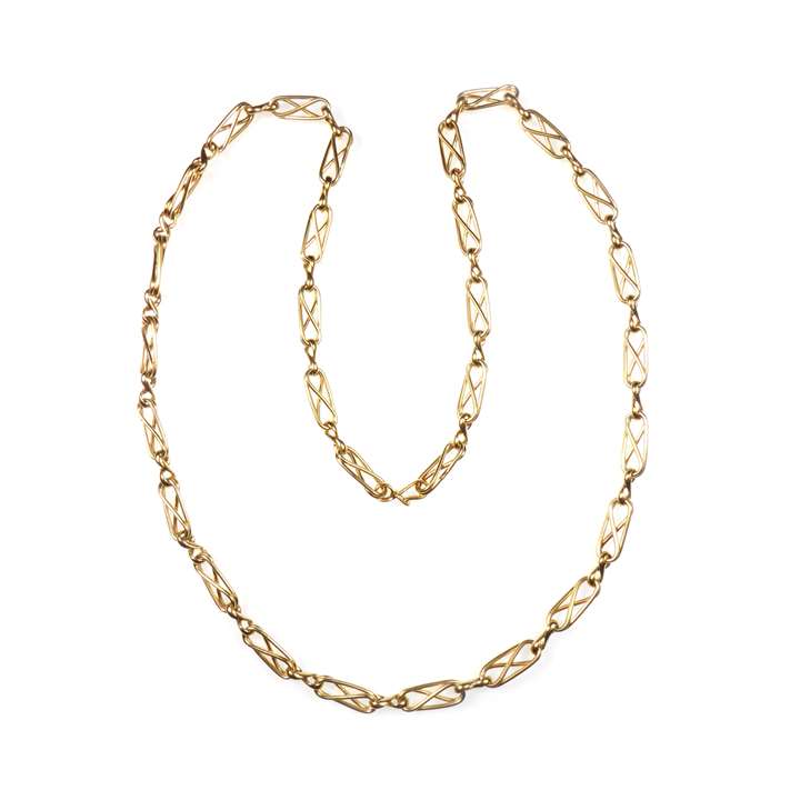Gold chain with elongated looped links